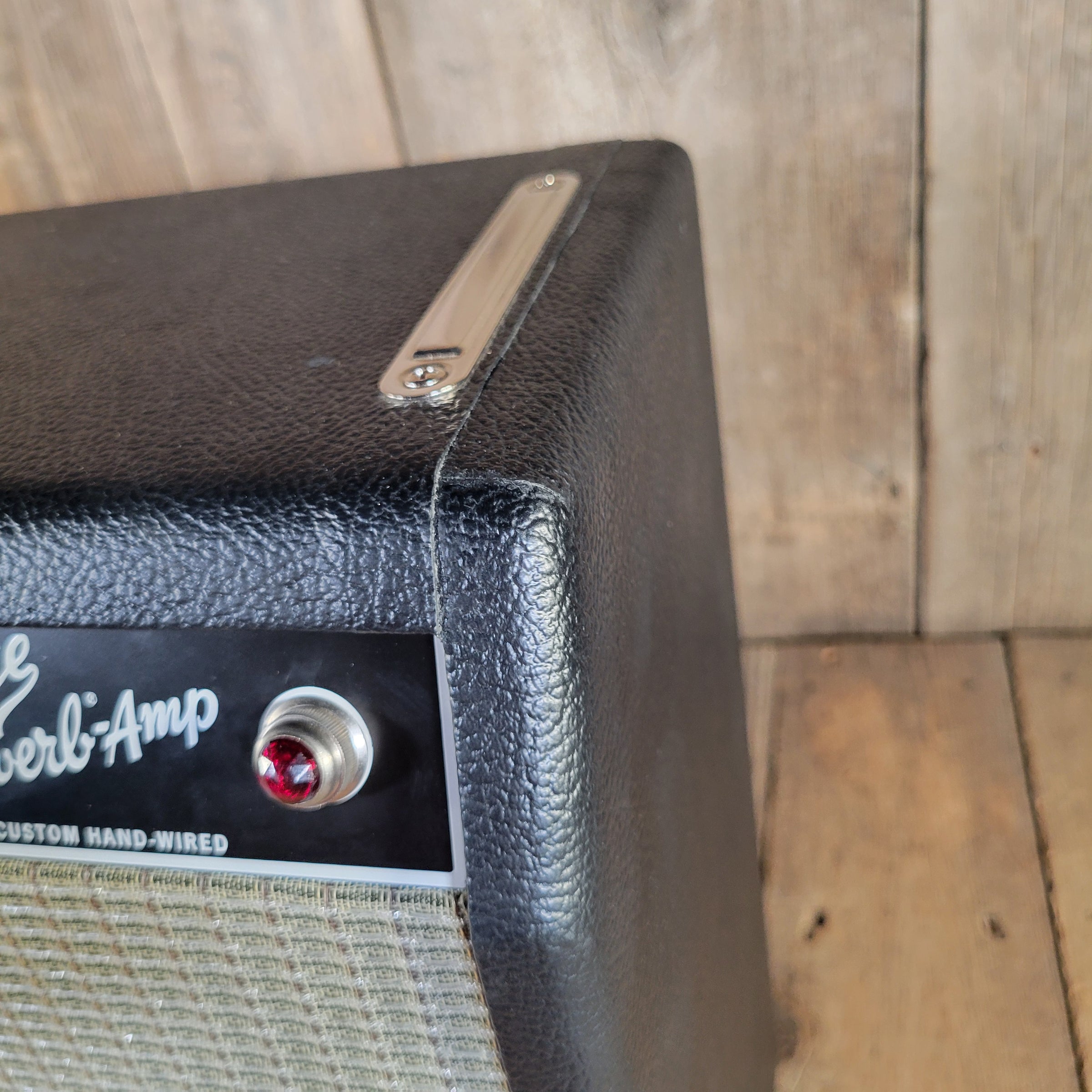 Fender 2023 Custom '64 Hand-Wired Deluxe Reverb Amp Near Mint