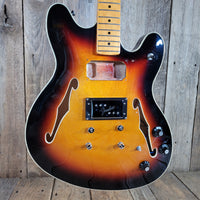 Squier Fender Classic Vibe Starcaster 2023 Semi-Hollow Guitar, poor