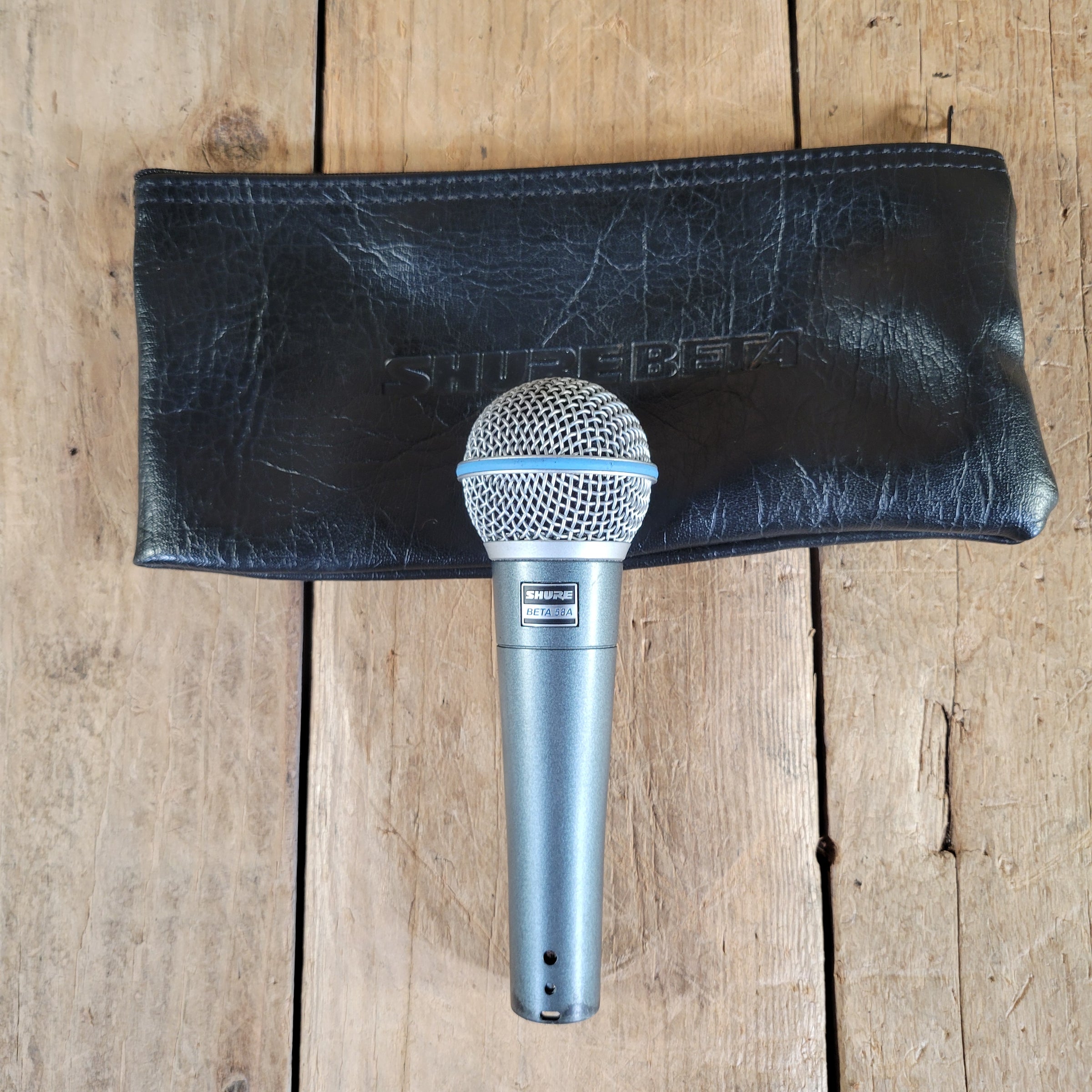 Shure Beta 58A Microphone in original bag, excellent