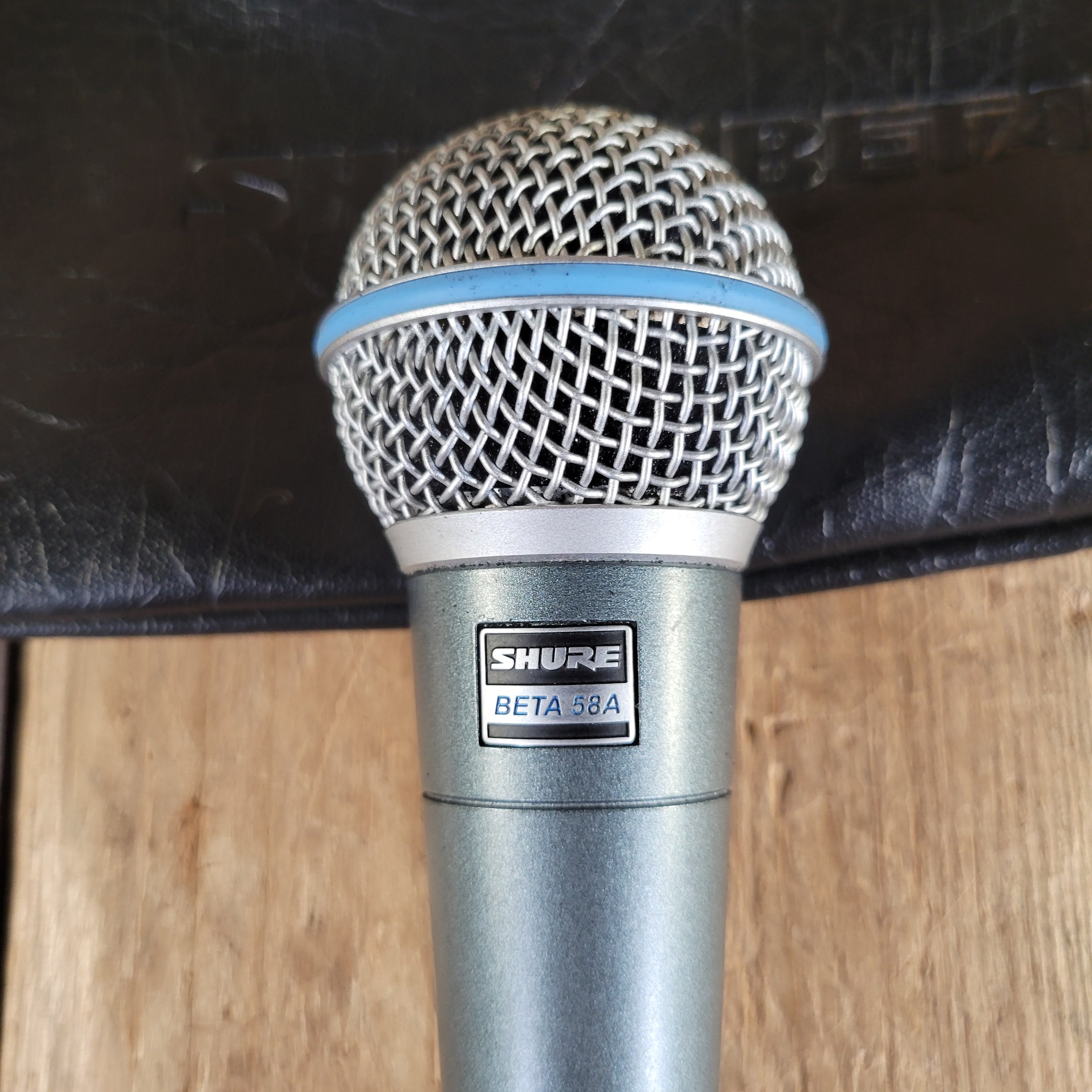 Shure Beta 58A Microphone in original bag, excellent