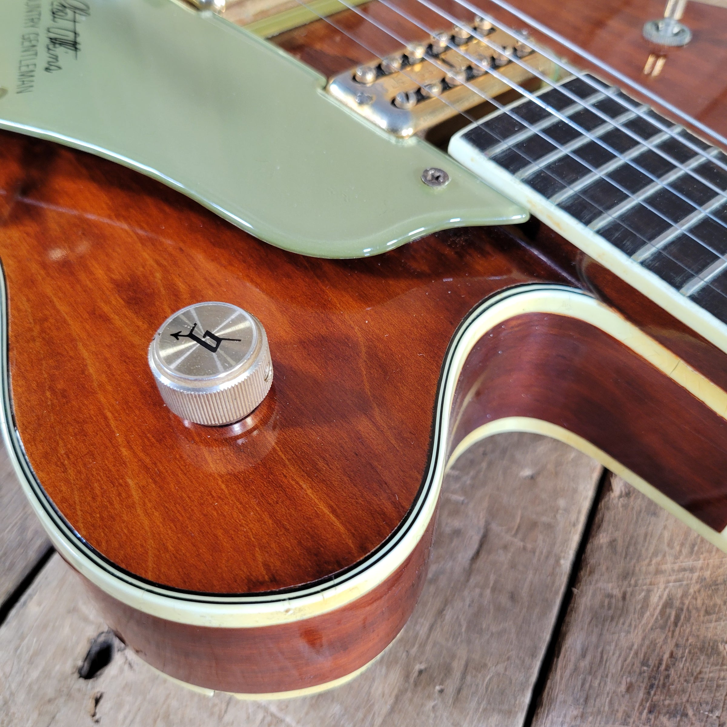 Gretsch 1967 6122 Chet Atkins Country Gentleman Walnut Project w/ Anvil Case