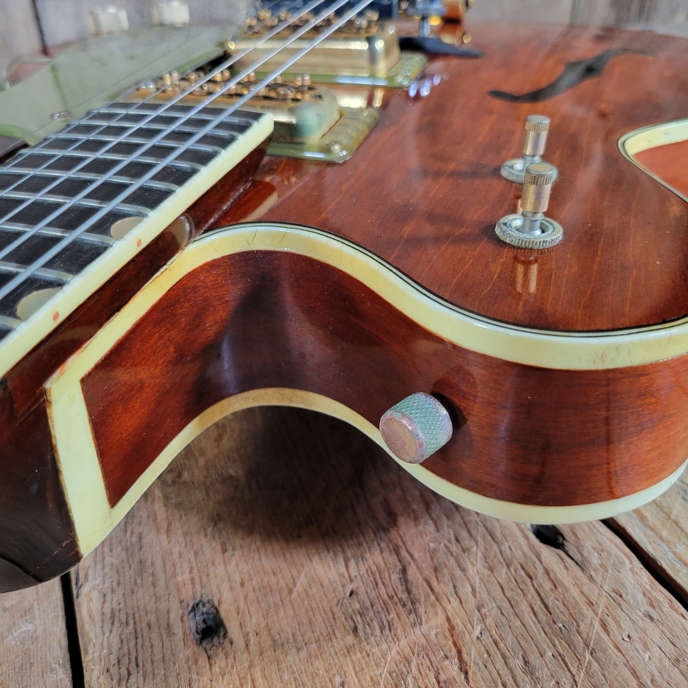 Gretsch 1967 6122 Chet Atkins Country Gentleman Walnut Project w/ Anvil Case