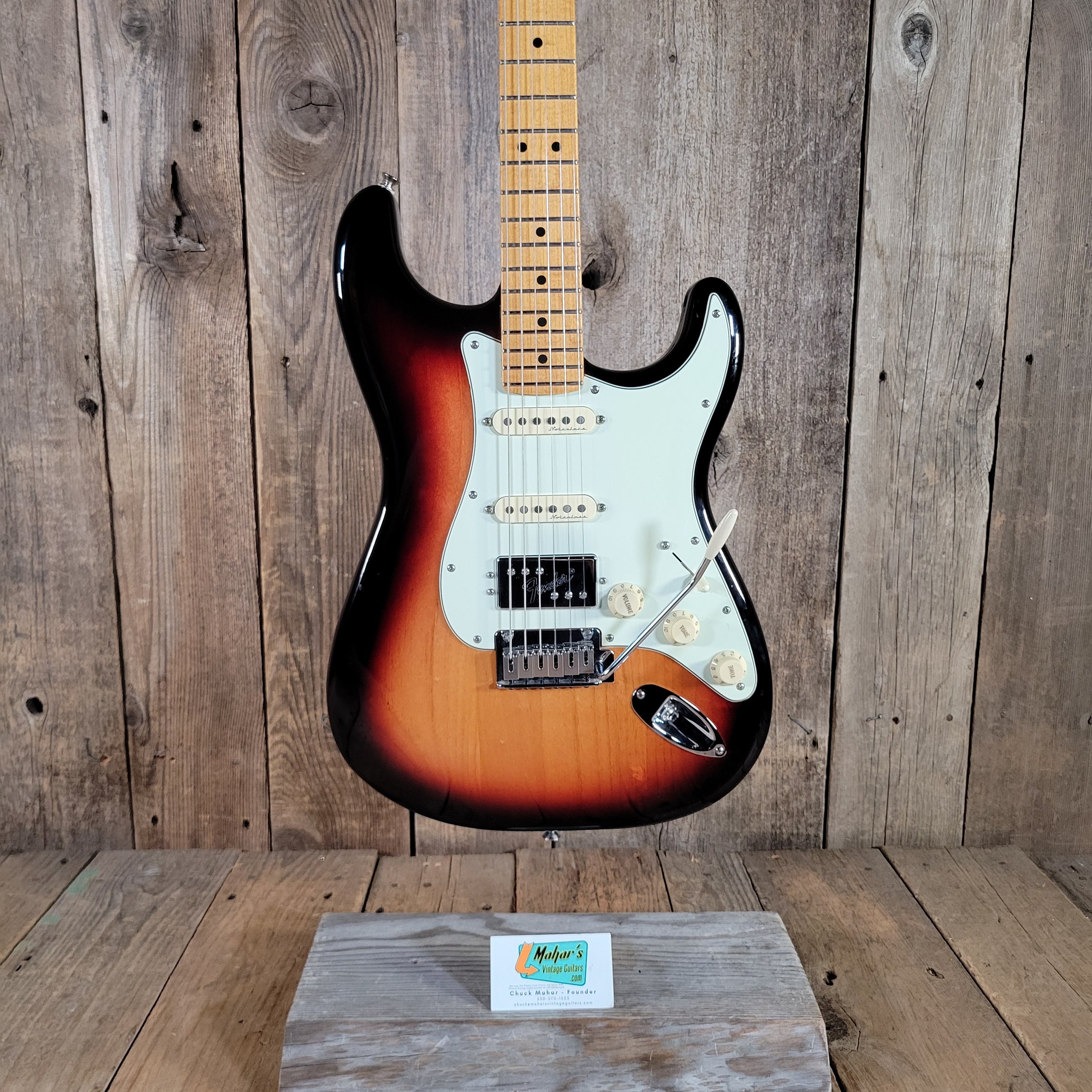 Fender 2021 Player Plus Stratocaster HSS Sunburst Near Mint w/ Gig Bag
