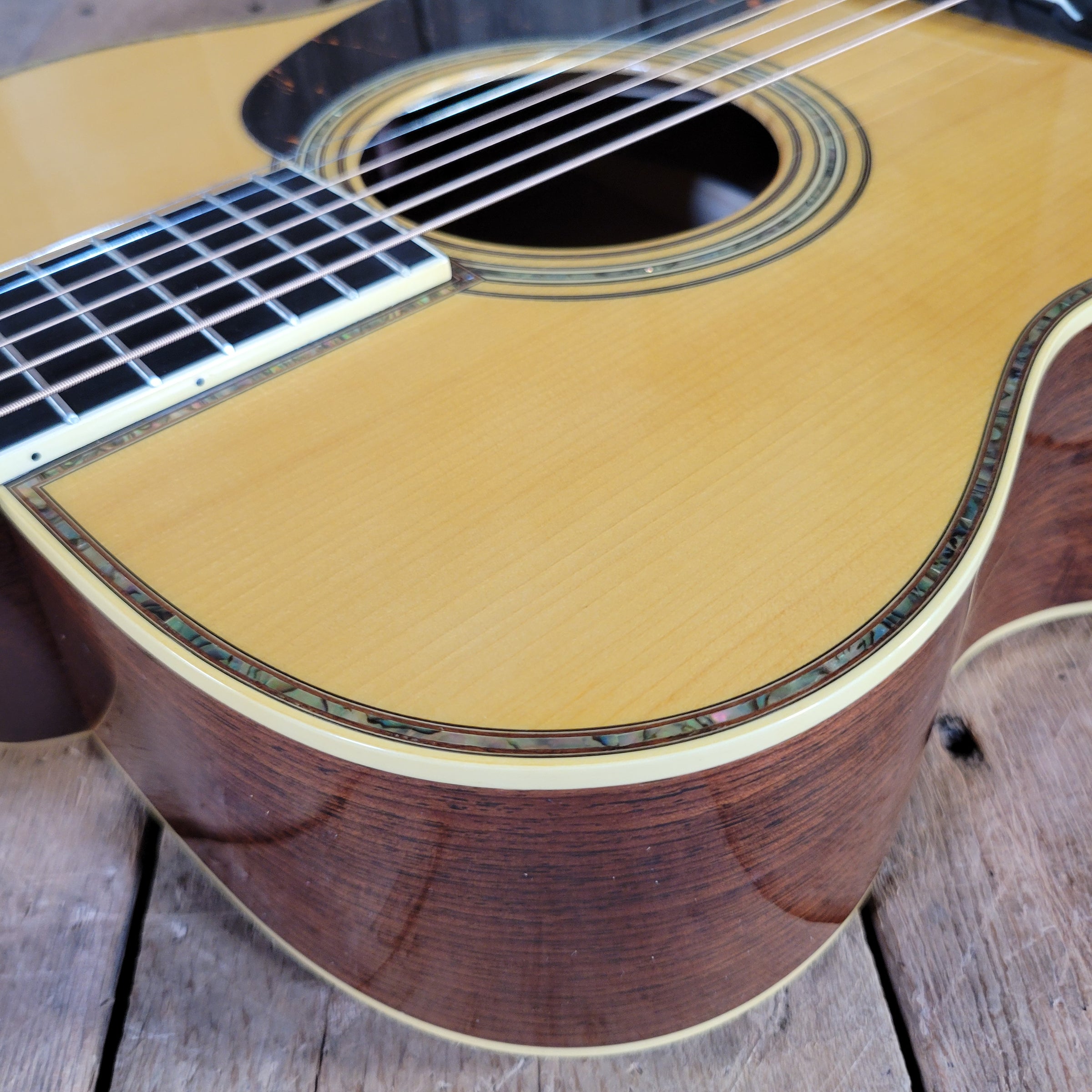 Martin 2025 000-42 EC30 Eric Clapton 30th Anniversary Limited Edition Signature #267 of 300, Near Mint