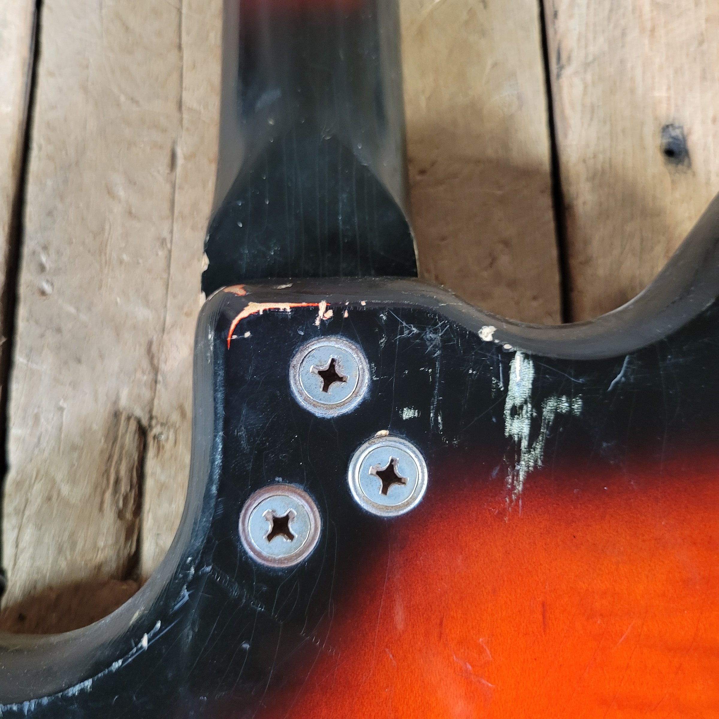 Harmony 1965 Bobkat H-15 Body and Neck, Sunburst, Husk Project