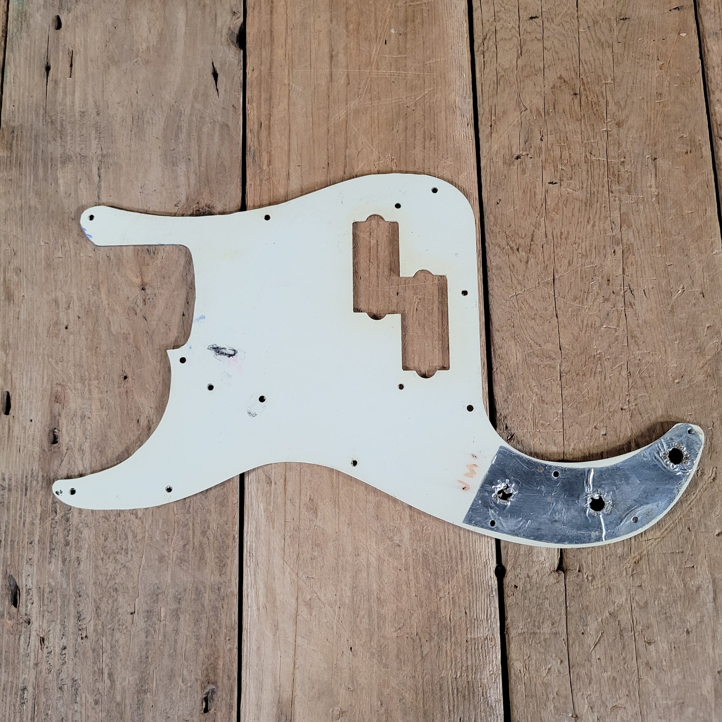 1972 Fender Precision Bass Tortoise Pickguard, Good