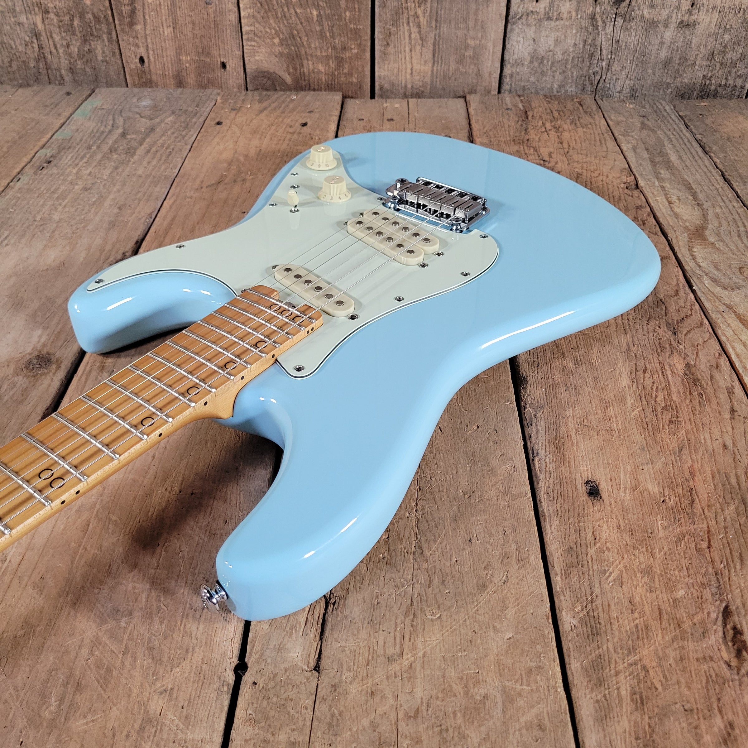 Schecter Diamond Series MV-6 Super Sonic Blue, No Case Near Mint