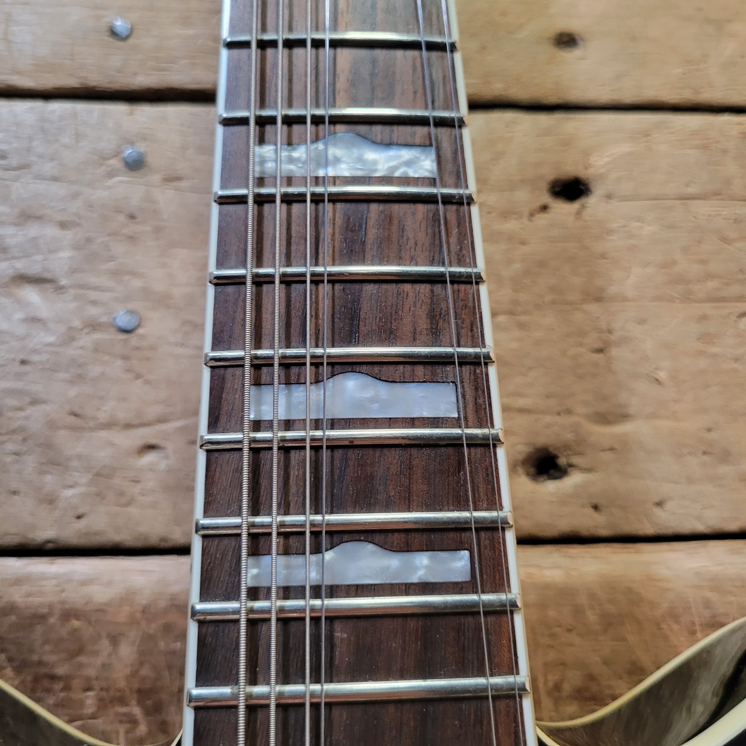 Gretsch 2015 Electromatic Classic G5422T Black and Gold w/ TKL Case, Excellent