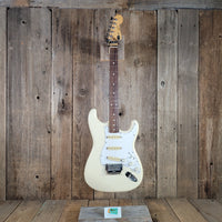 Squier 1987 Fender Stratocaster Japan Olympic White, Very Good