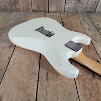 Squier 1987 Fender Stratocaster Japan Olympic White, Very Good