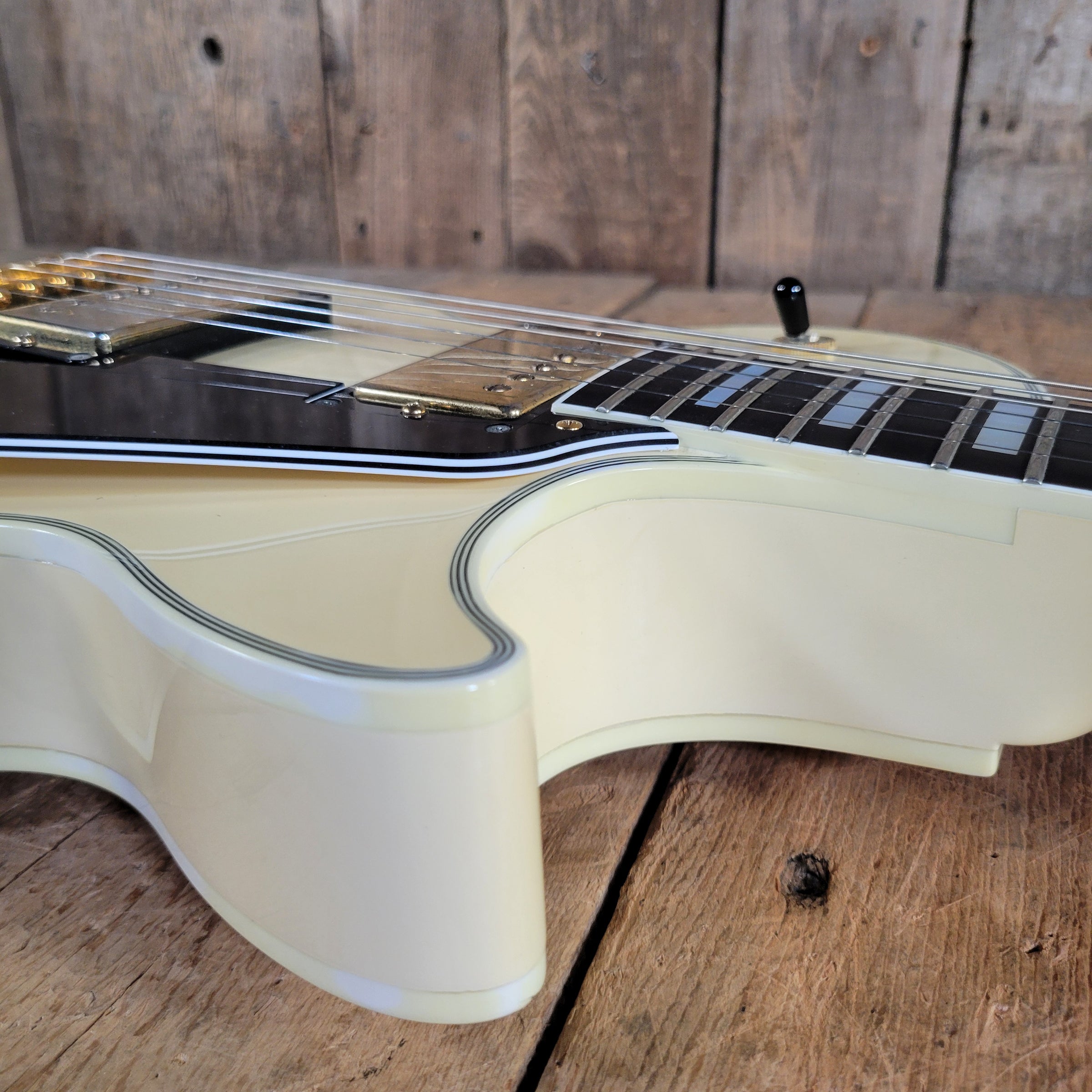 FGN 2012 Fujigen Neo Classic NCLC-20E/IV Les Paul Custom Vintage White w/ Hard Case & Paperwork, Excellent