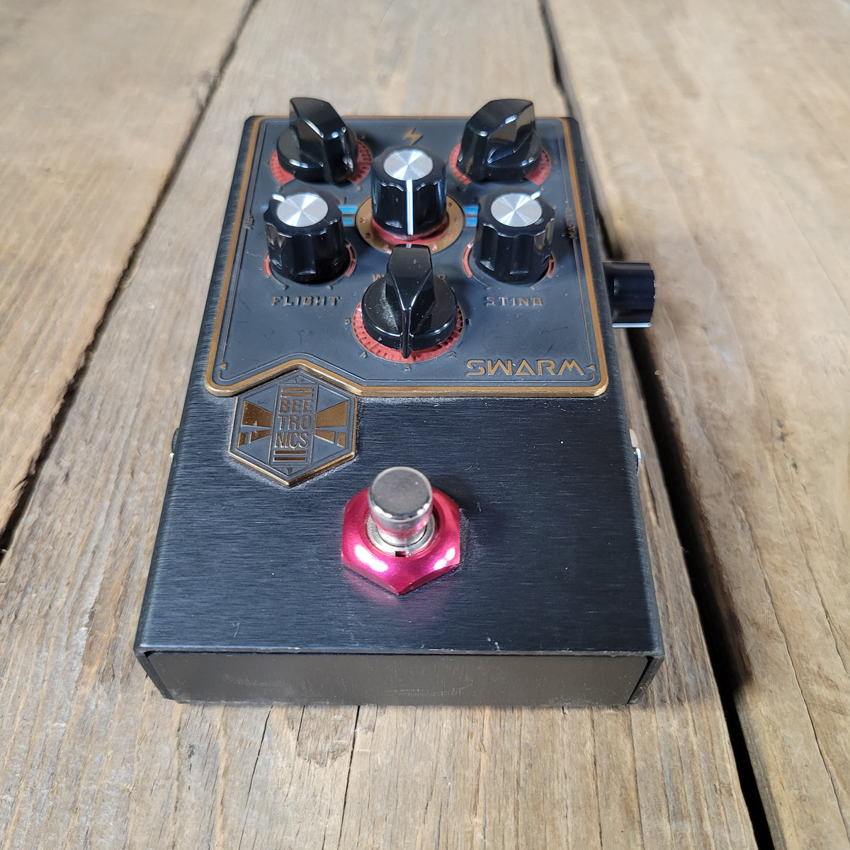 Beetronics Swarm Fuzz Pedal, Excellent