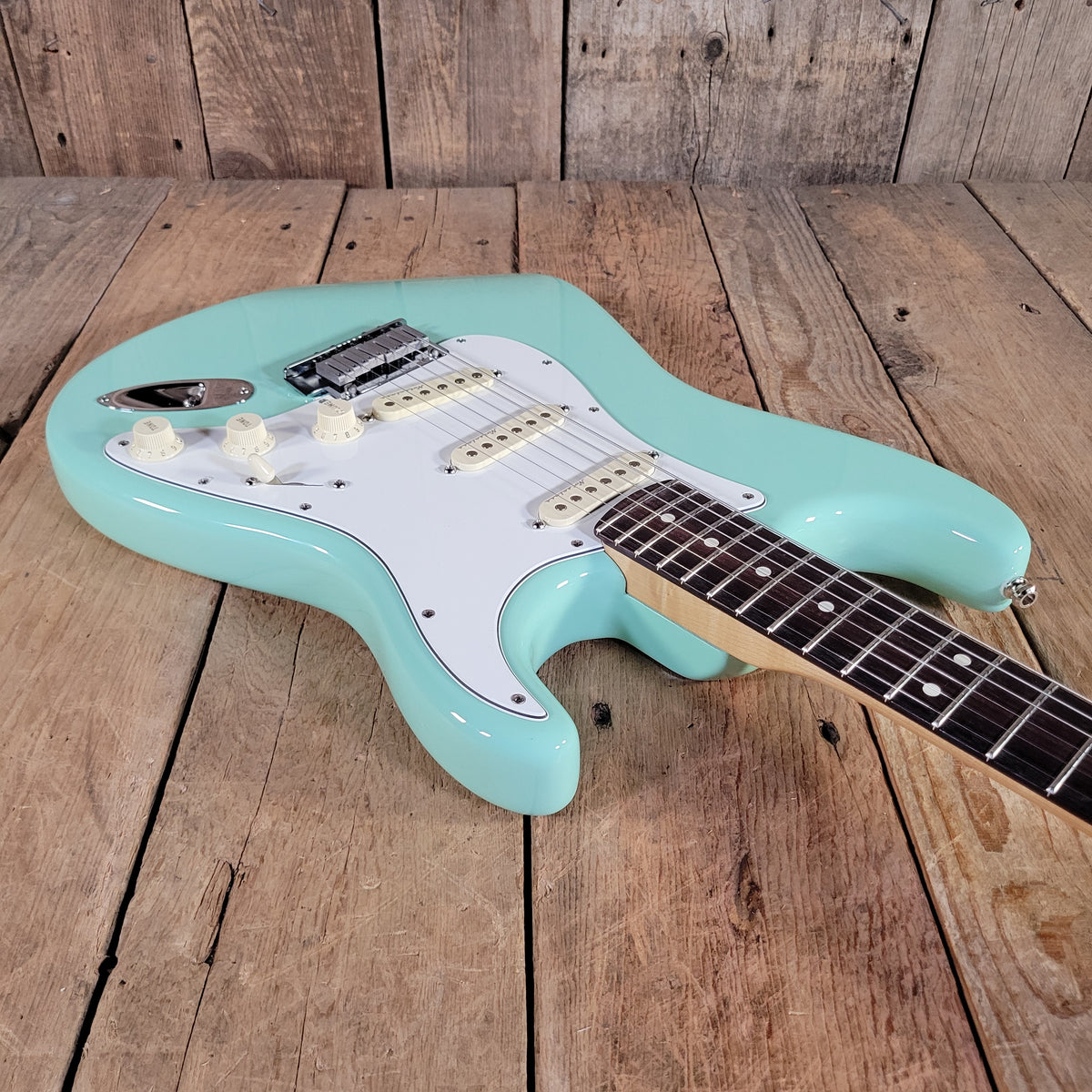 Fender 2025 Jeff Beck Stratocaster Surf Green Rosewood Fretboard, Mint
