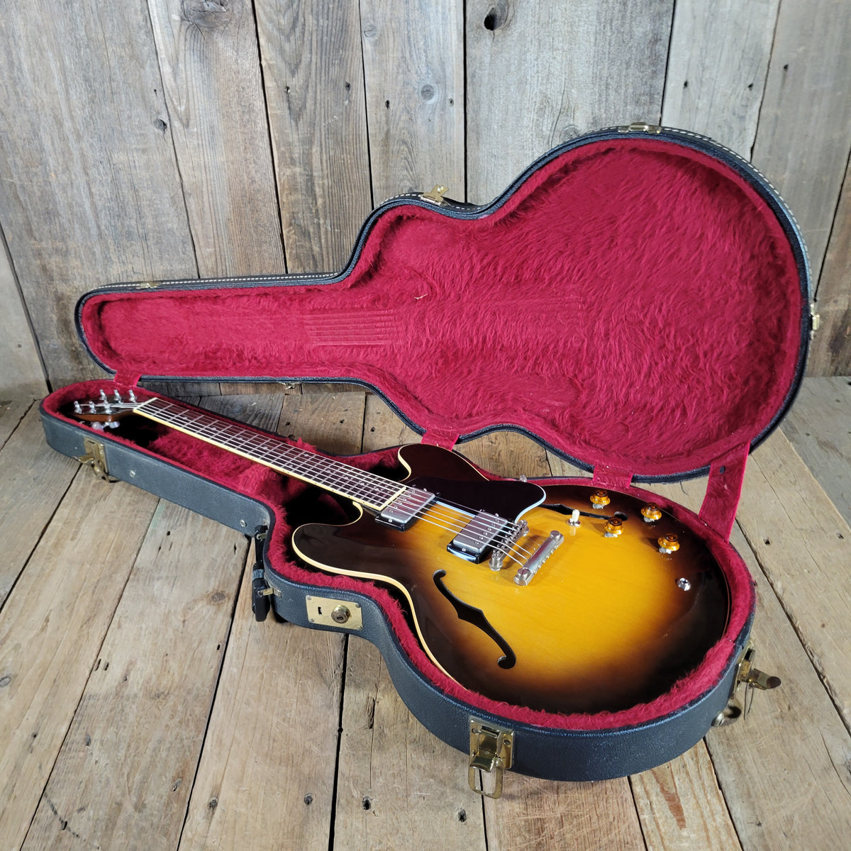 Gibson 1981 ES-335 Dot Neck Reissue Sunburst W/ Original Case, Very Good