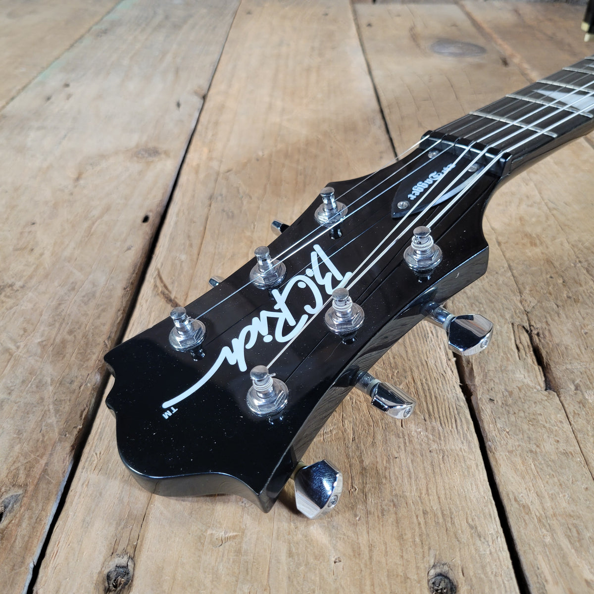 BC Rich 2005-2007 Dagger Electric Guitar Black With Gig Bag, Very Good