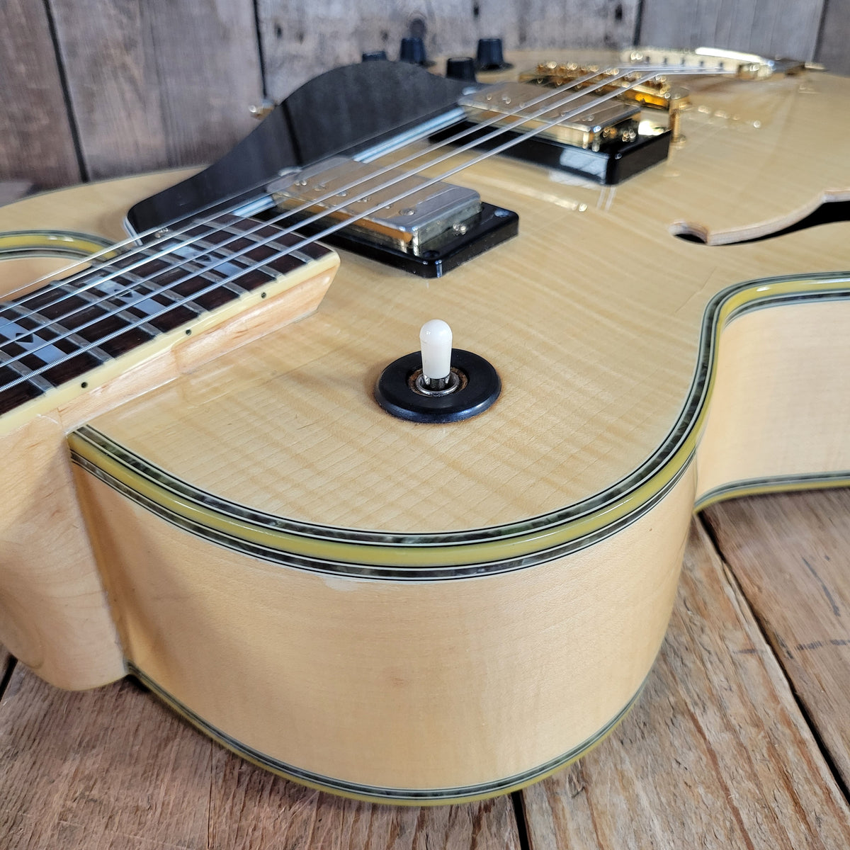 Ibanez 1977 Artist Model 2616-NT Lawsuit Era w/ Original Case, Very Good