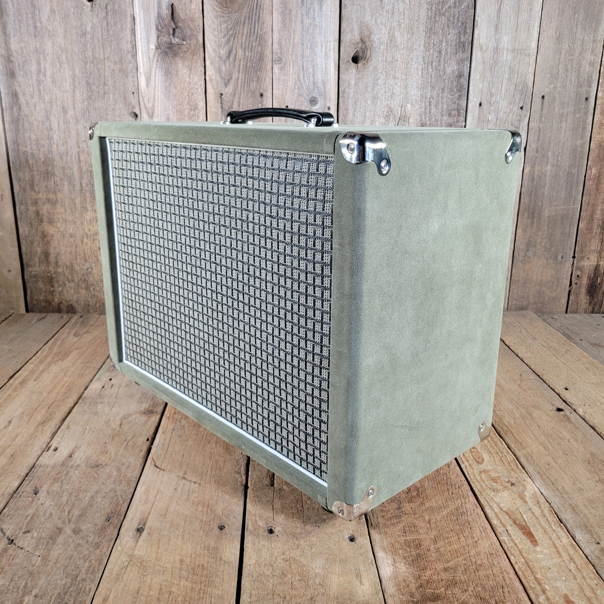 Amplifed Nation 2022 1x12OS Speaker Cabinet w/Celestion G12-65, Excellent