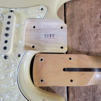 MJT 2010 Relic Strat Parts-Caster Olympic White Relic w/Mono Gig Bag, Very Good
