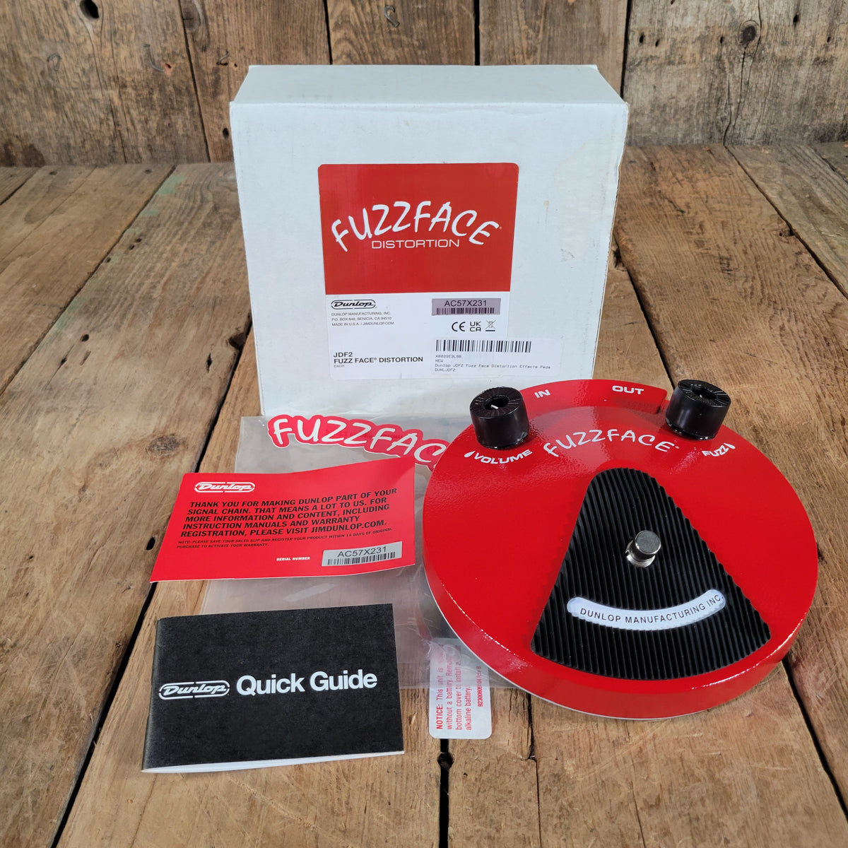 Dunlop 2020 JDF2 Fuzzface Distortion In Box, Mint
