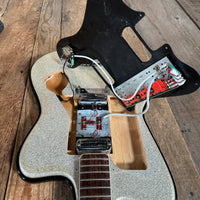 Tonemaster Imperial Model 20 – 1965 Crucianelli Silver Sparkle Vintage Guitar w/ Original Case