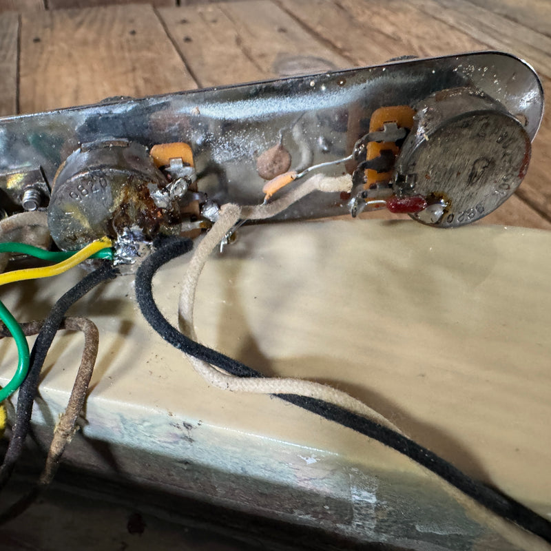 Fender Esquire 1960 body and pickup, 1968 maple cap neck