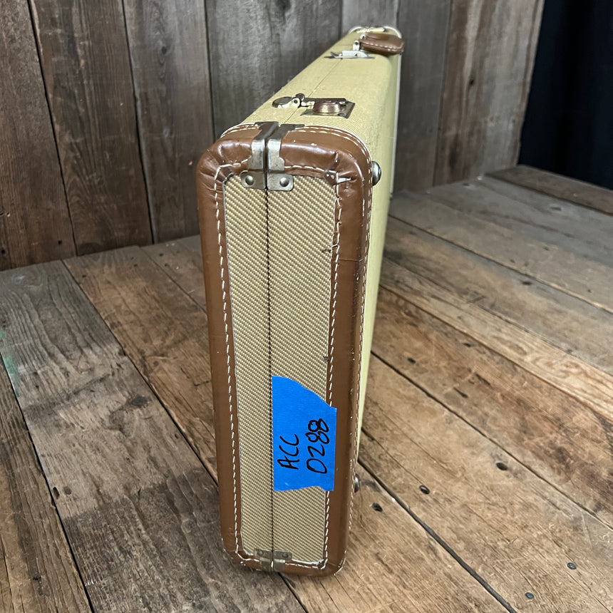Stratocaster Telecaster hardshell case 1980s 1982 AVRI reissue tweed