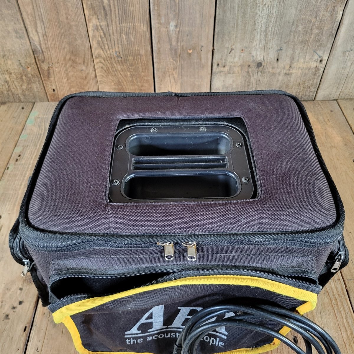 AER Compact 60 Acoustic Amp Black w/ Soft Carrying Bag - Mahar's Vintage Guitars