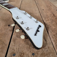 Airline by Valco Professional Res - O - Glass White 1964 – Original Case, Vintage USA Made, Iconic Tone & Style - Mahar's Vintage Guitars