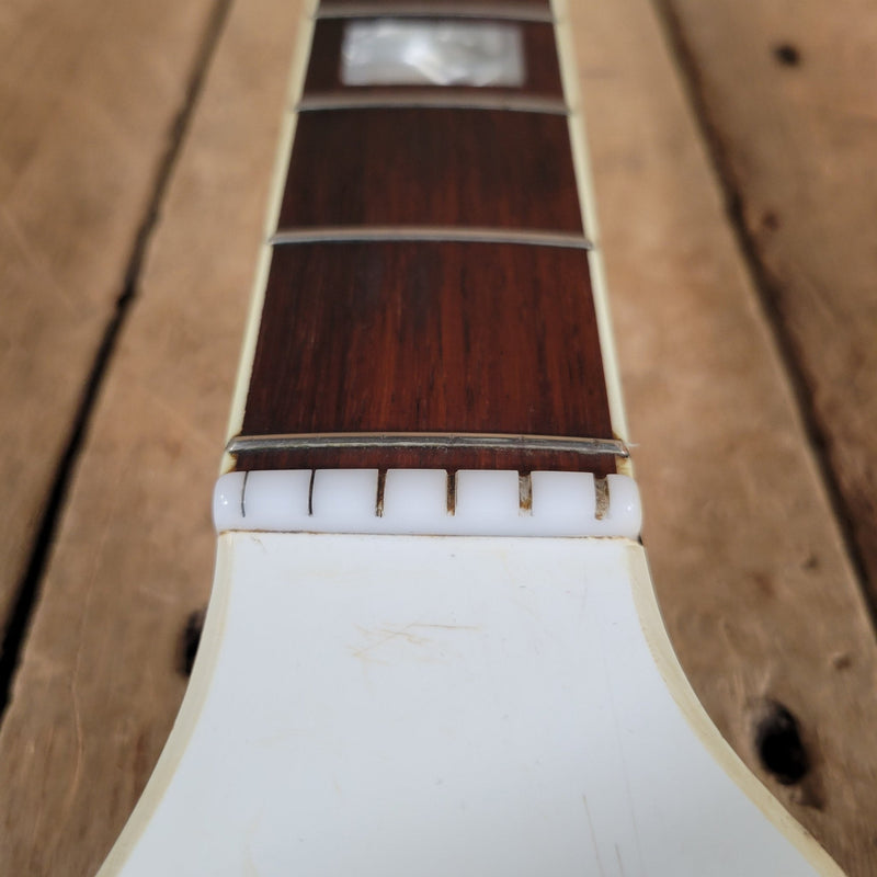 Airline by Valco Professional Res - O - Glass White 1964 – Original Case, Vintage USA Made, Iconic Tone & Style - Mahar's Vintage Guitars