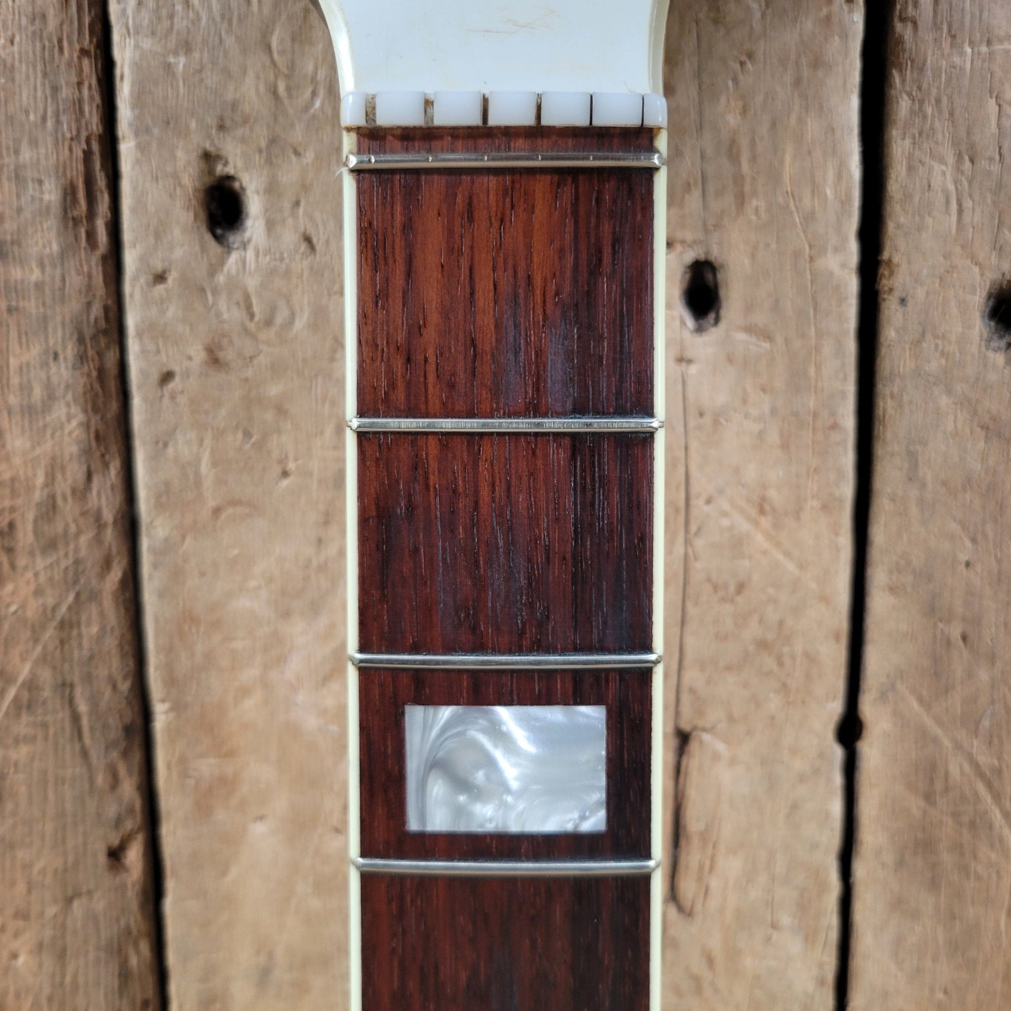 Airline by Valco Professional Res - O - Glass White 1964 – Original Case, Vintage USA Made, Iconic Tone & Style - Mahar's Vintage Guitars