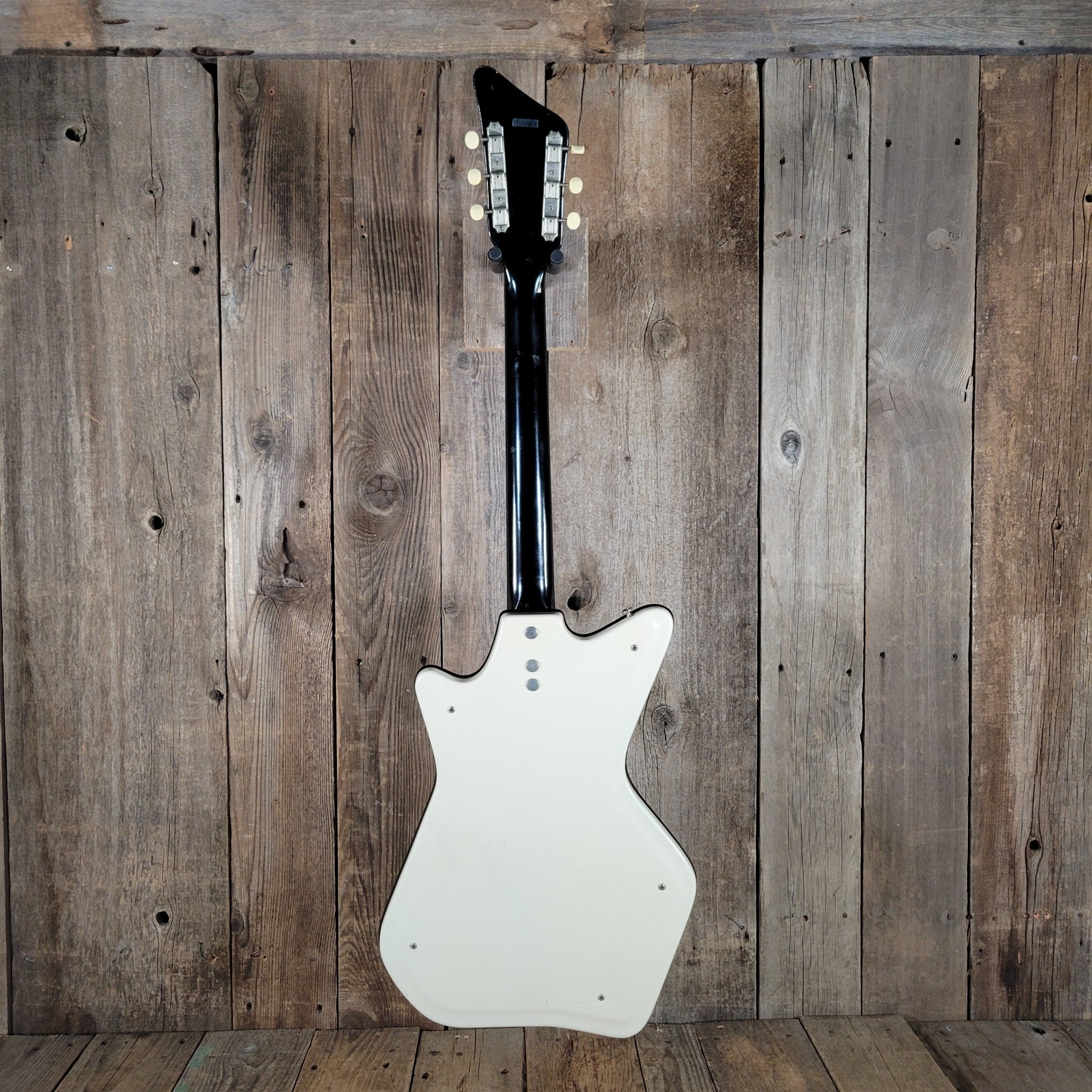 Airline by Valco Professional Res - O - Glass White 1964 – Original Case, Vintage USA Made, Iconic Tone & Style - Mahar's Vintage Guitars