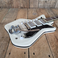 Airline by Valco Professional Res - O - Glass White 1964 – Original Case, Vintage USA Made, Iconic Tone & Style - Mahar's Vintage Guitars