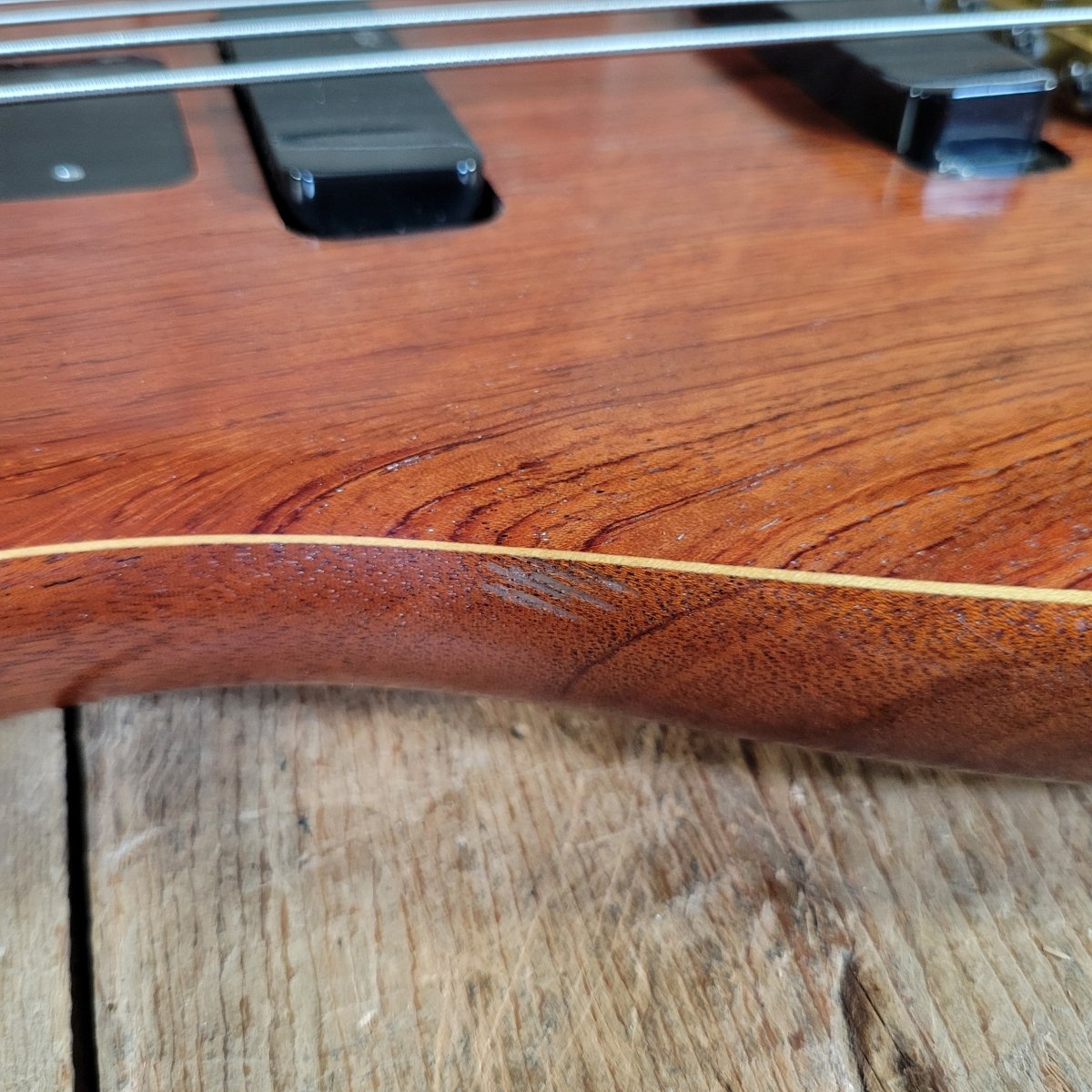 Alembic Orion 4 - String Bass 1997 Natural — Bubinga - Mahar's Vintage Guitars