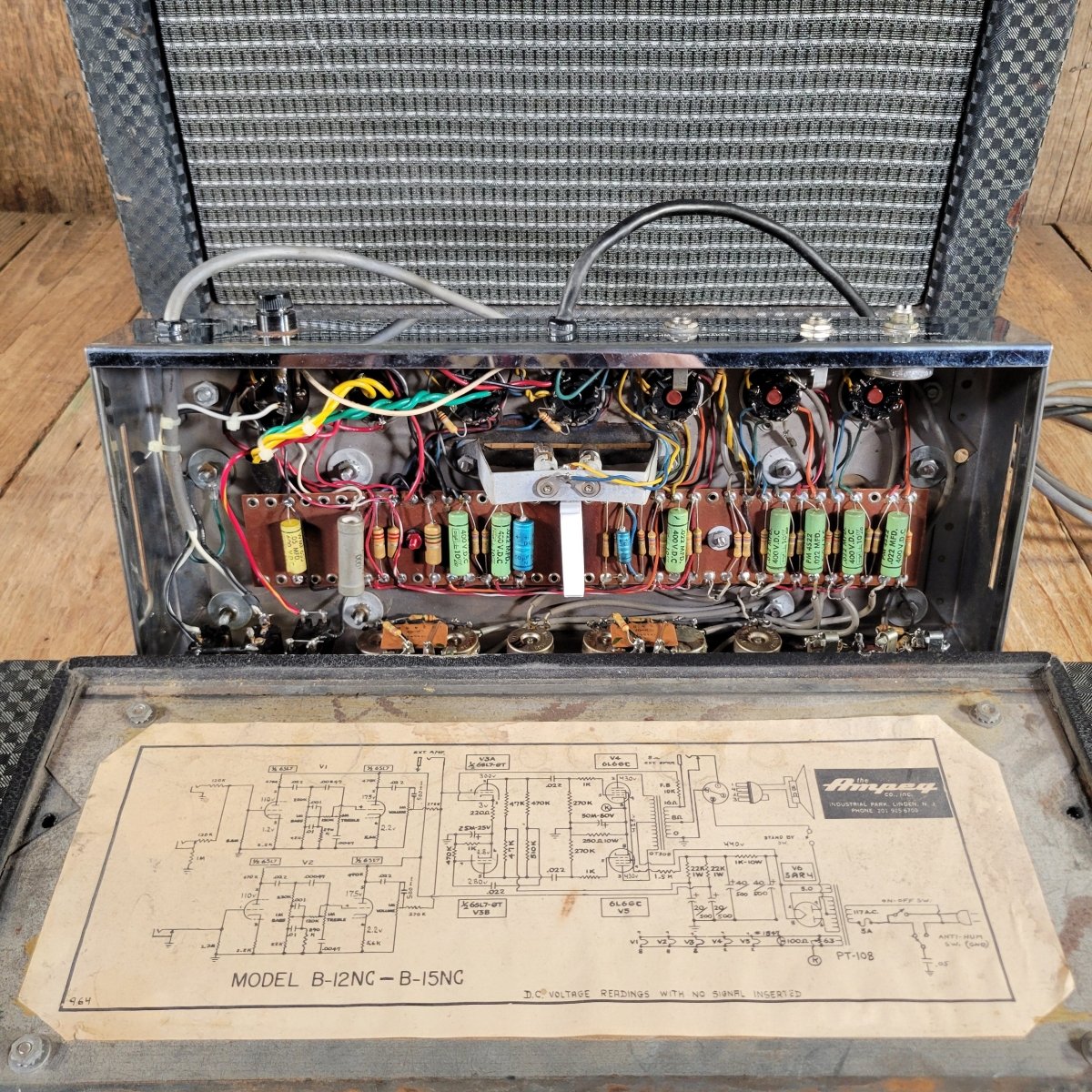 Ampeg 1965 B-15 Portaflex B-15-N-C 1x15 Amp, Excellent - Mahar's Vintage Guitars