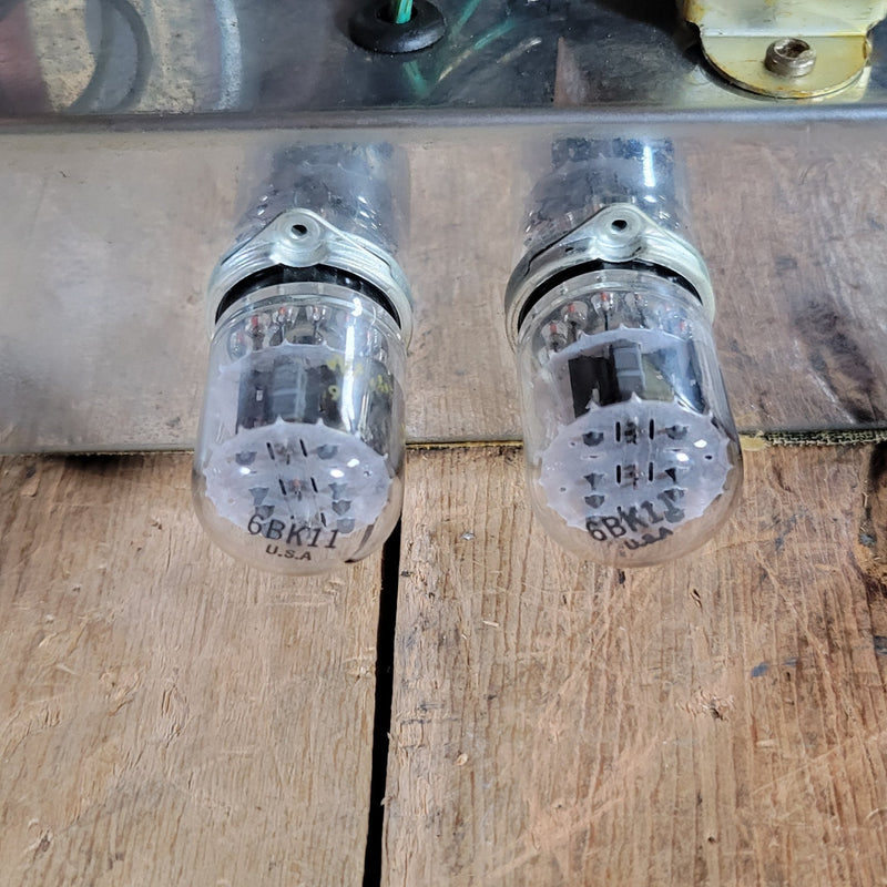 Ampeg 1966 J - 12 - D Jet Vintage Tube Amplifier – Original 1960s American Combo Amp - Mahar's Vintage Guitars