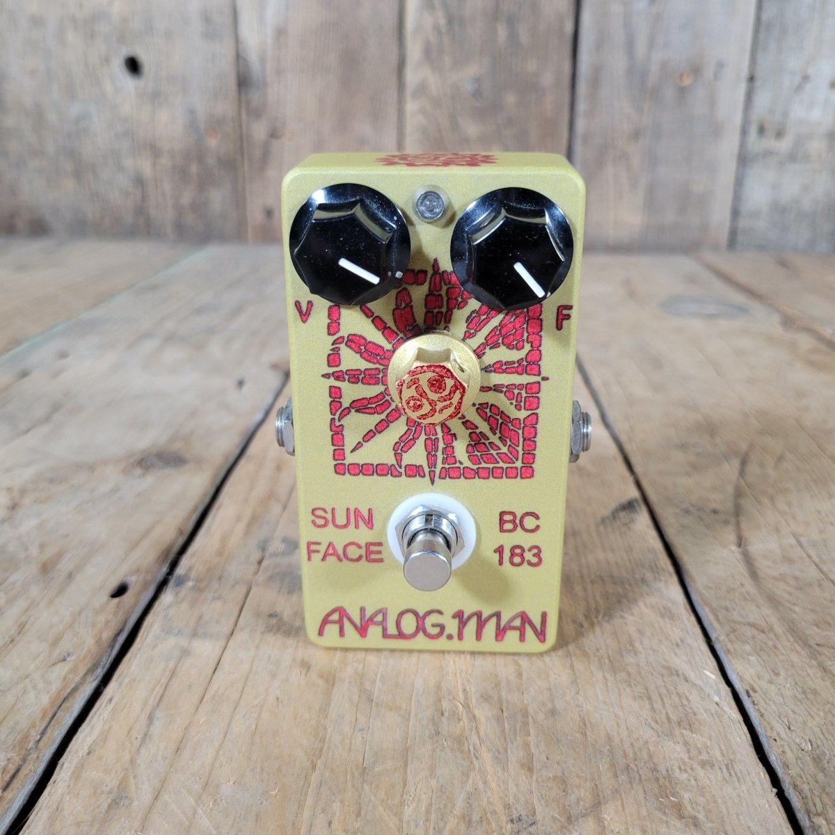 Analogman Sunface BC 183 Fuzz Pedal 2021 with LED Sundial Knob and