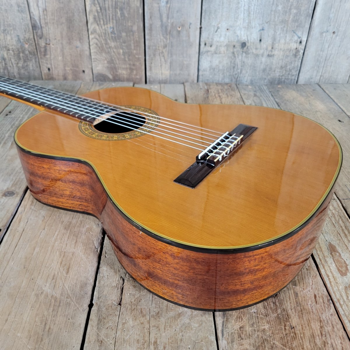 Aria AC-8 Classical Guitar 1970s – Made in Japan Serial #2