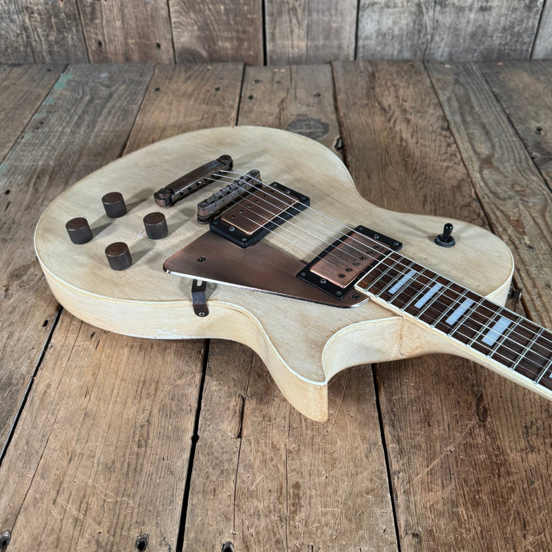 AXL AL - 820 - WO Badwater Single Cut Distressed Blonde Les Paul 2000s - Mahar's Vintage Guitars