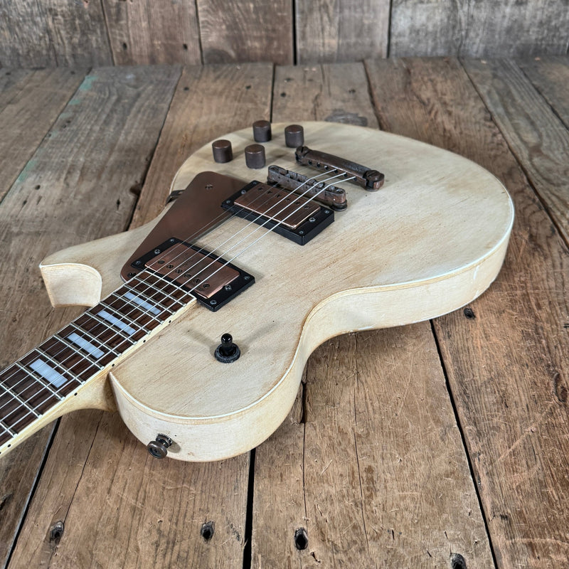 AXL AL - 820 - WO Badwater Single Cut Distressed Blonde Les Paul 2000s - Mahar's Vintage Guitars