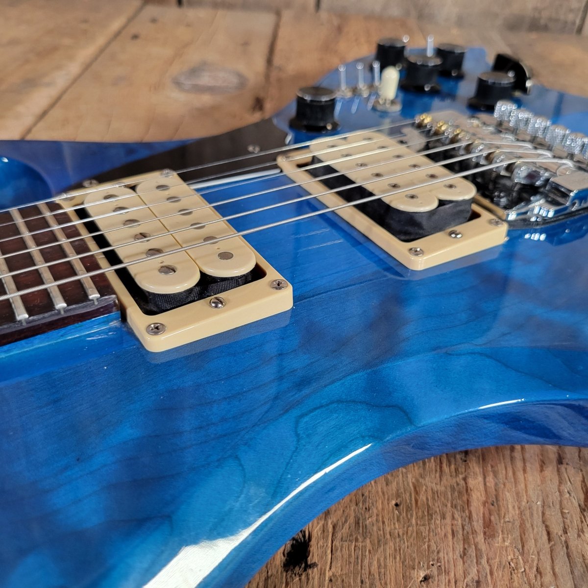 BC Rich Bich Deluxe 1984 Transparent Blue Quilt Maple - Mahar's Vintage Guitars