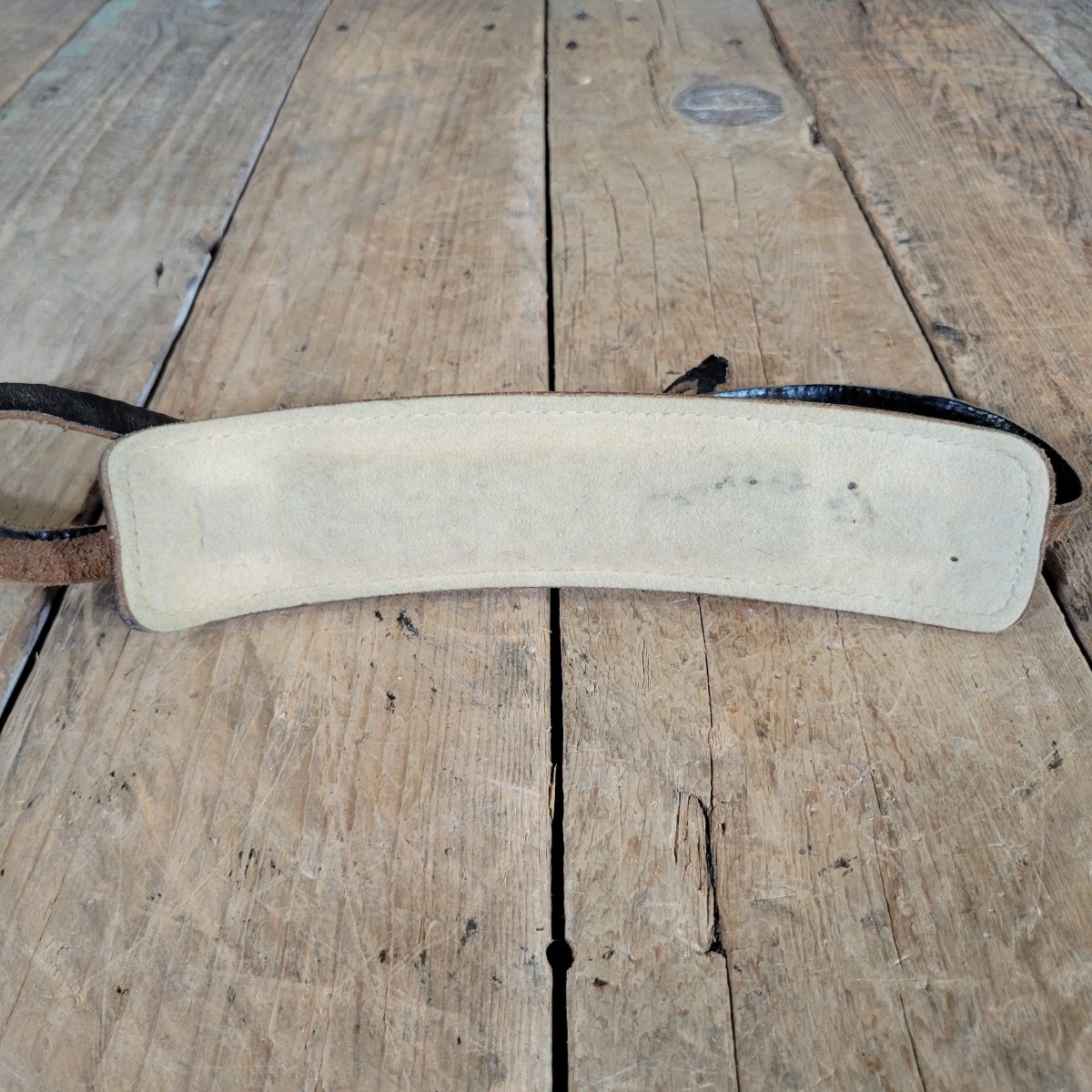 Bobby Lee Vintage Leather Guitar Strap 1950s/1960s Fender Style - Mahar's Vintage Guitars