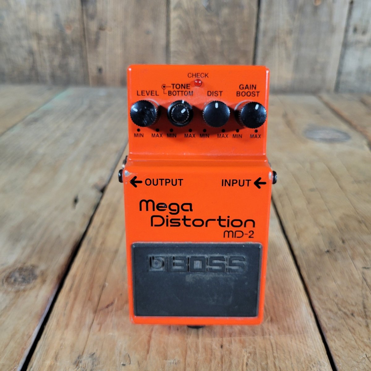 Boss MD-2 Mega Distortion Very Good - Mahar's Vintage Guitars