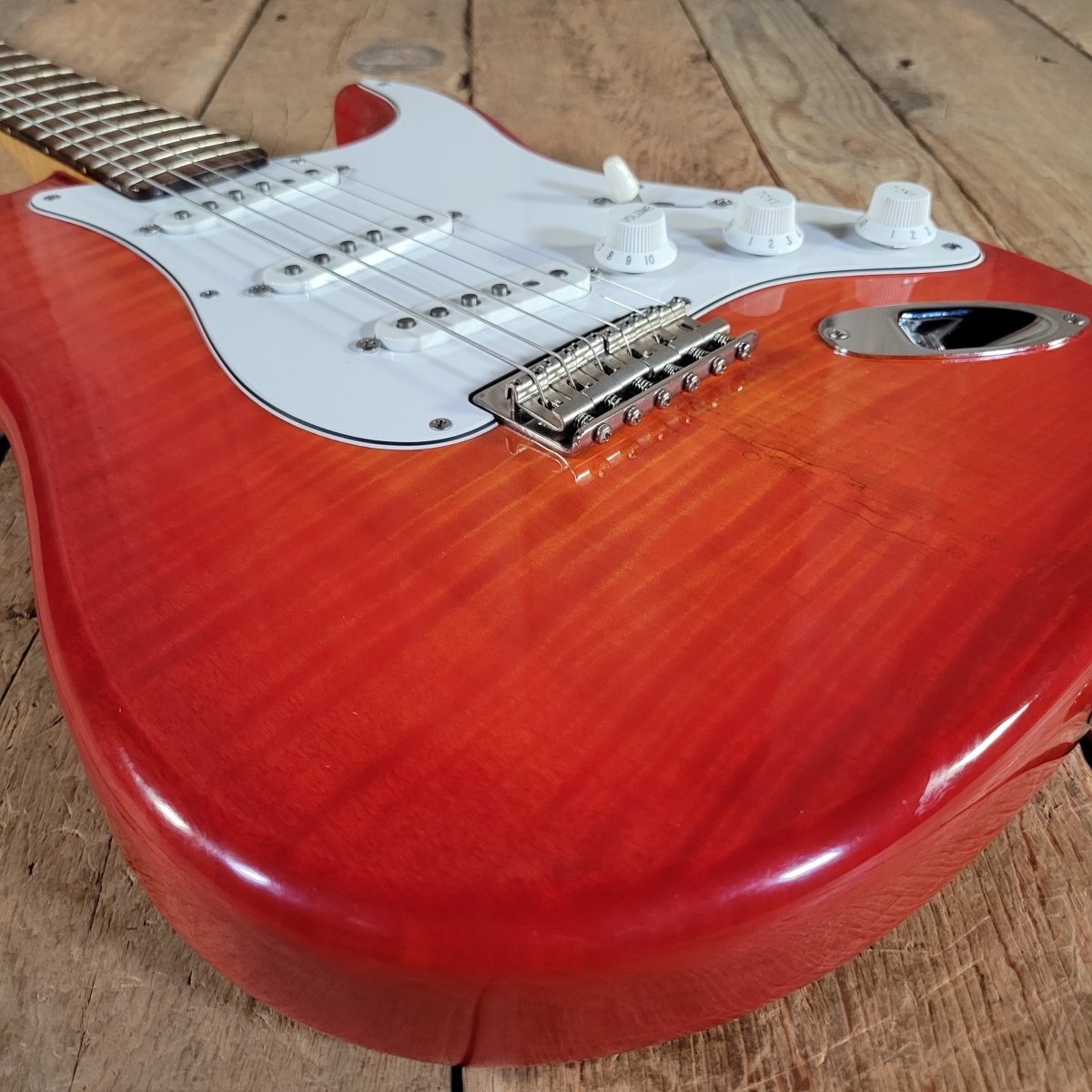 Brian Goodwin 1992 Custom Stratocaster Build Chambered Alder & Flamed Maple Body, Excellent - Mahar's Vintage Guitars