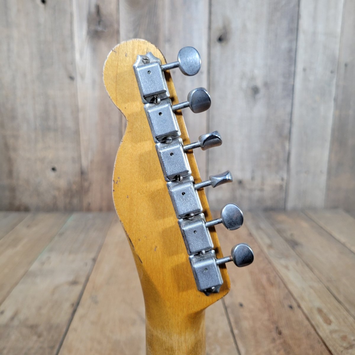 Carson Hess Esquire Pine Body 5 pounds 14 Ounces! - Mahar's Vintage Guitars