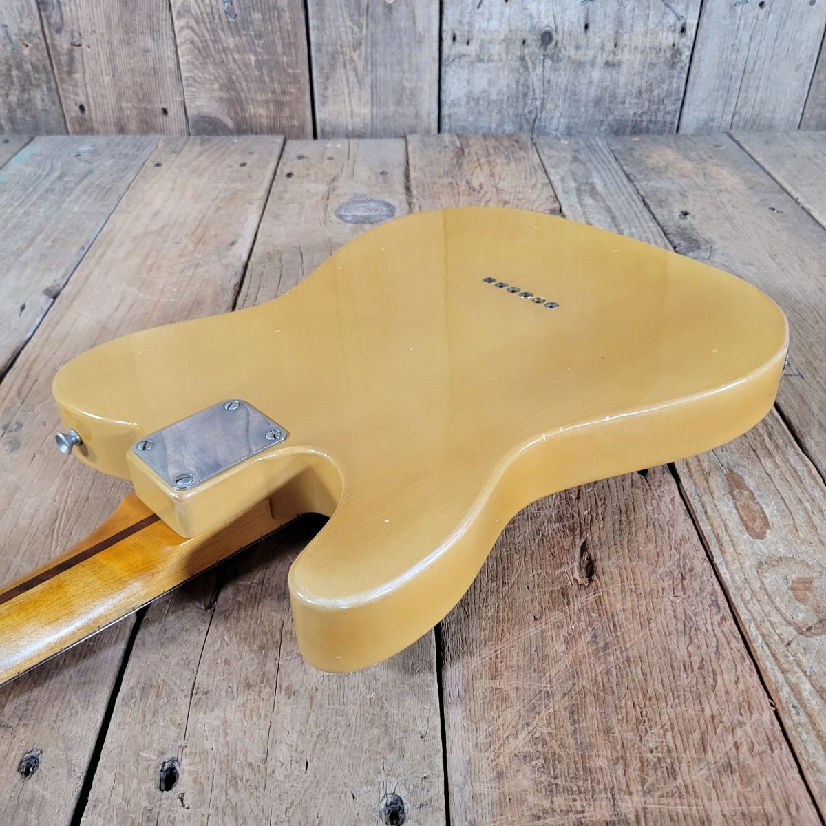 Carson Hess Esquire Pine Body 5 pounds 14 Ounces! - Mahar's Vintage Guitars