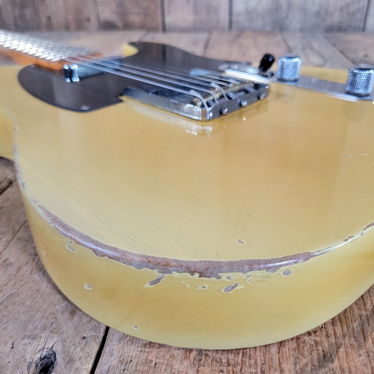 Chad Underwood Custom Relic Blackguard Telecaster w/ Hard Case 6lbs 5.5oz - Mahar's Vintage Guitars