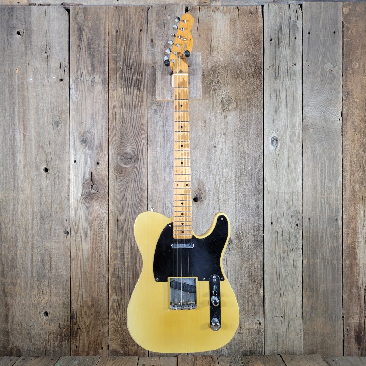 Chad Underwood Custom Relic Blackguard Telecaster w/ Hard Case 6lbs 5.5oz - Mahar's Vintage Guitars