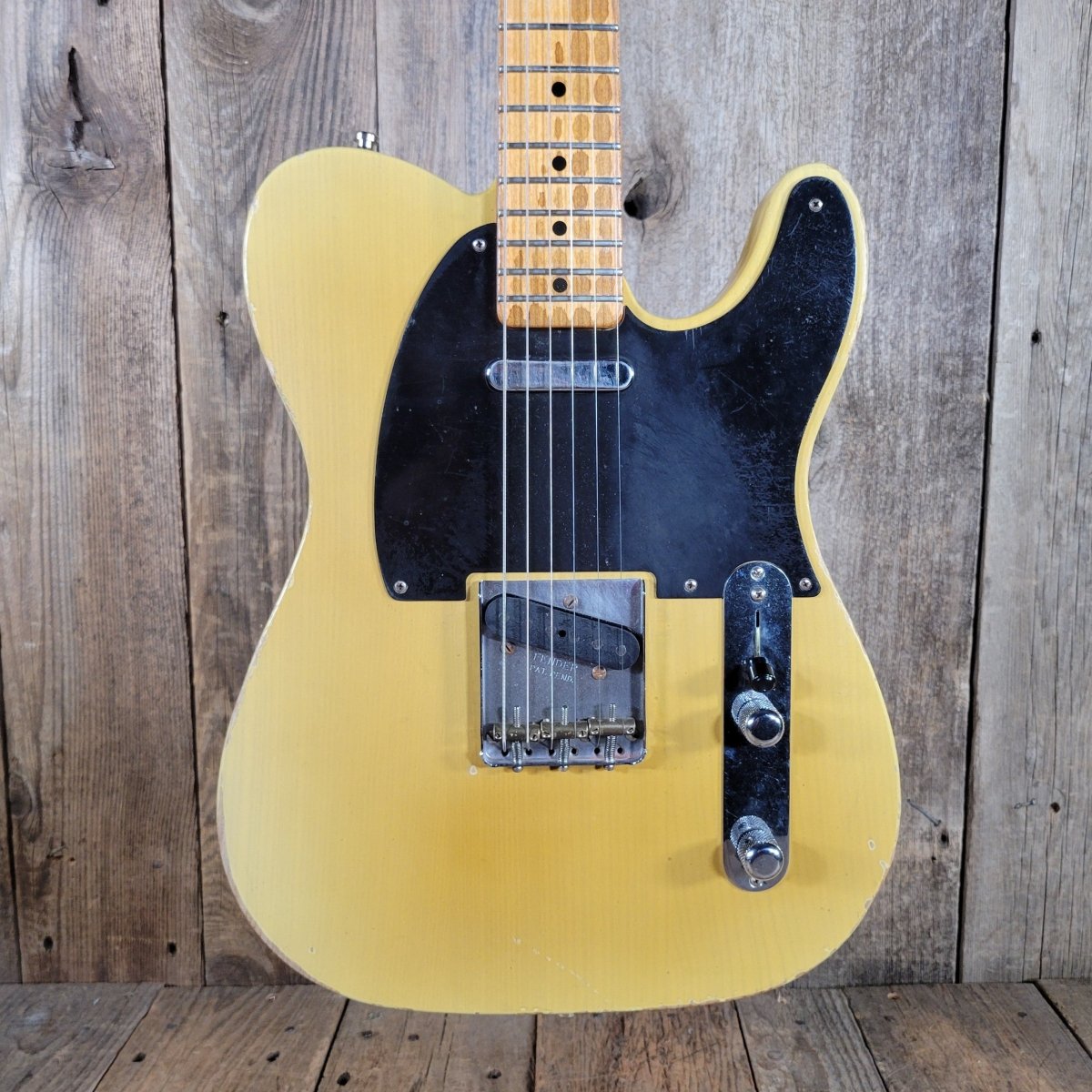 Chad Underwood Custom Relic Blackguard Telecaster w/ Hard Case 6lbs 5.5oz - Mahar's Vintage Guitars