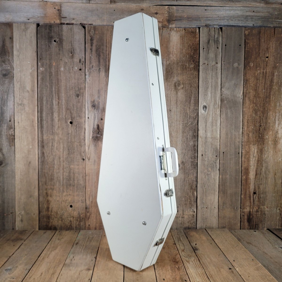 Coffin Case Fits Stratocaster, Telecaster, PRS, Les Paul, SG, Very Good - White - Mahar's Vintage Guitars