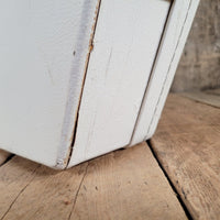Coffin Case Fits Stratocaster, Telecaster, PRS, Les Paul, SG, Very Good - White - Mahar's Vintage Guitars
